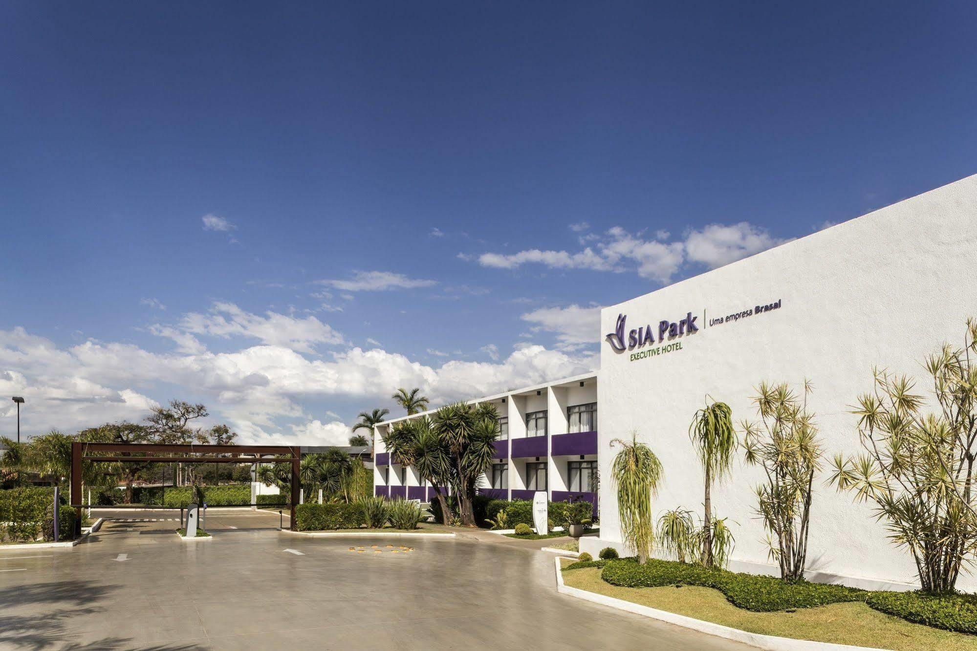 Sia Park Executive Hotel Candangolandia ภายนอก รูปภาพ