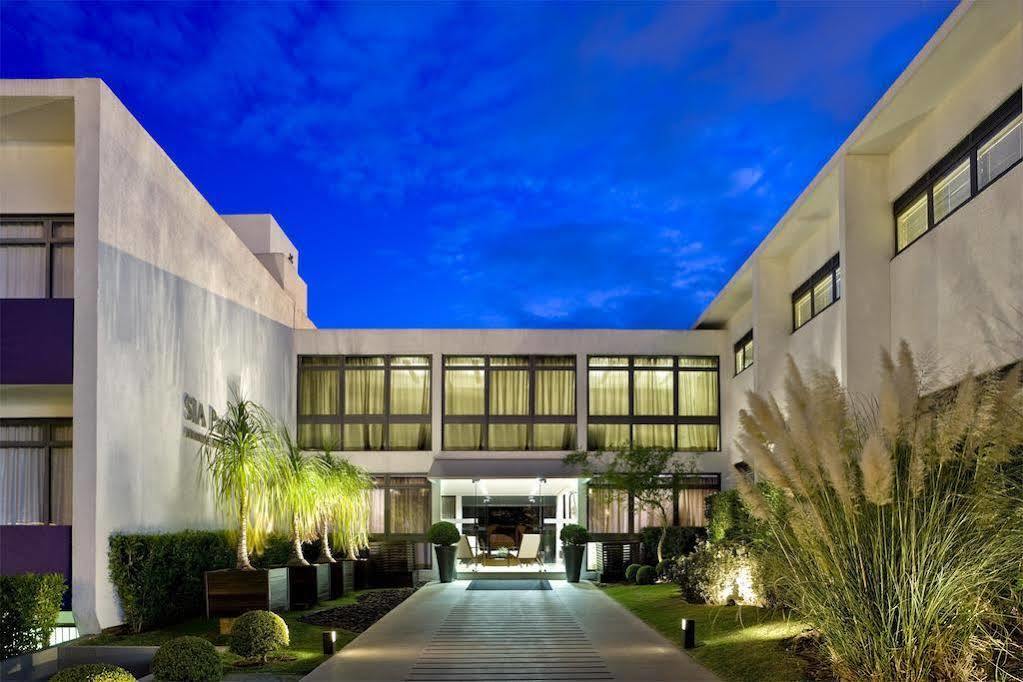 Sia Park Executive Hotel Candangolandia ภายนอก รูปภาพ